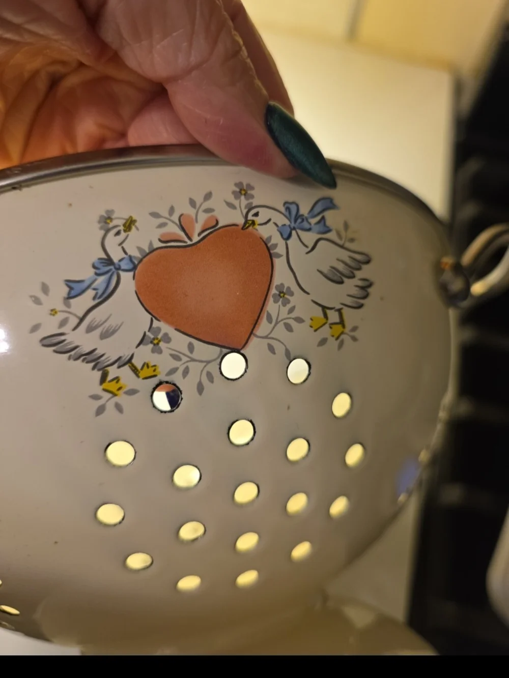 Vintage Marmalade Goose Colander